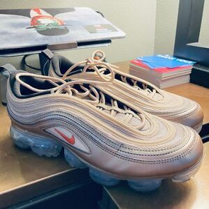 NEW NIKE Vapormax 97 Gold on Gold Womens 11 US 43 EUR Gold Bullet